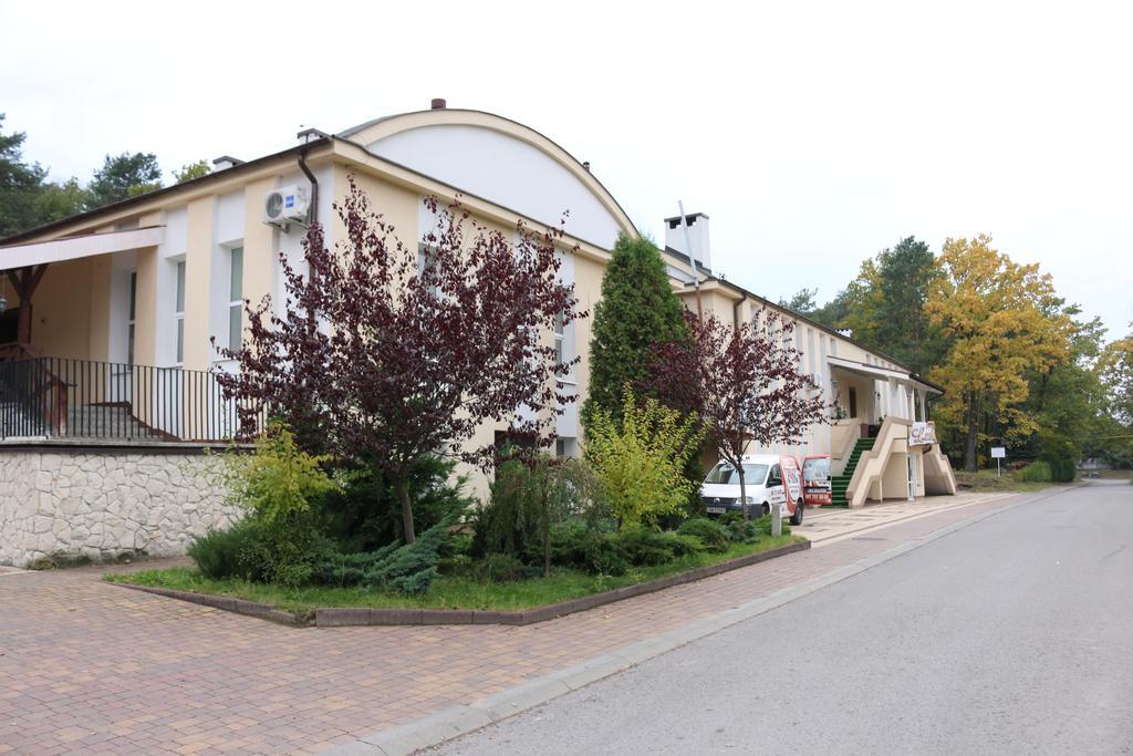 Hotel Lachowka Krepiec Exteriér fotografie